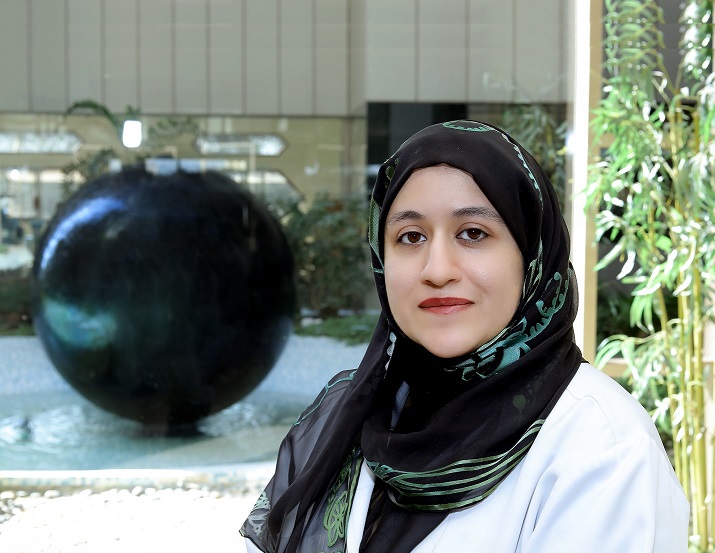 Dr-Amna-1